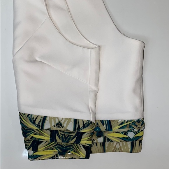 Prémonition white tropical crop top🌴 - Picture 4 of 5